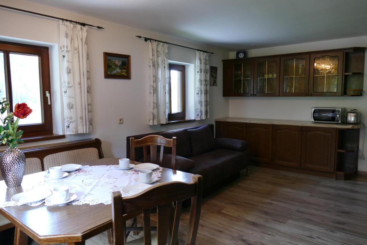 Vorderhof Apartamento Sankt Martin am Tennengebirge Exterior foto
