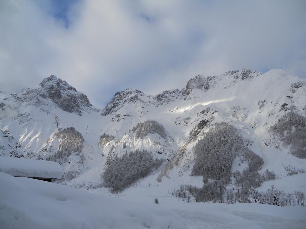 Vorderhof Apartamento Sankt Martin am Tennengebirge Exterior foto